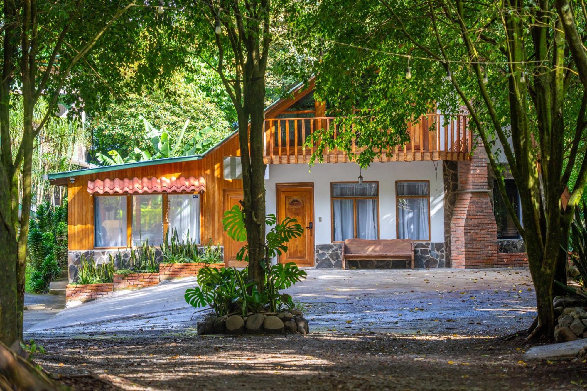 Casa Violeta Home Rentals Монте-Верде Экстерьер фото