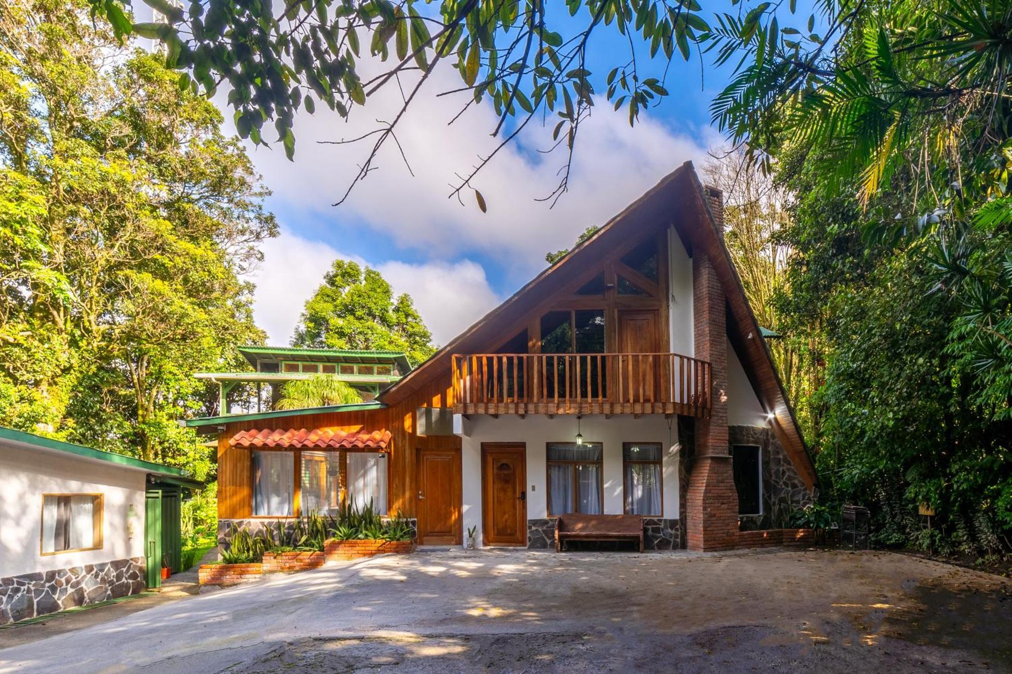 Casa Violeta Home Rentals Монте-Верде Экстерьер фото