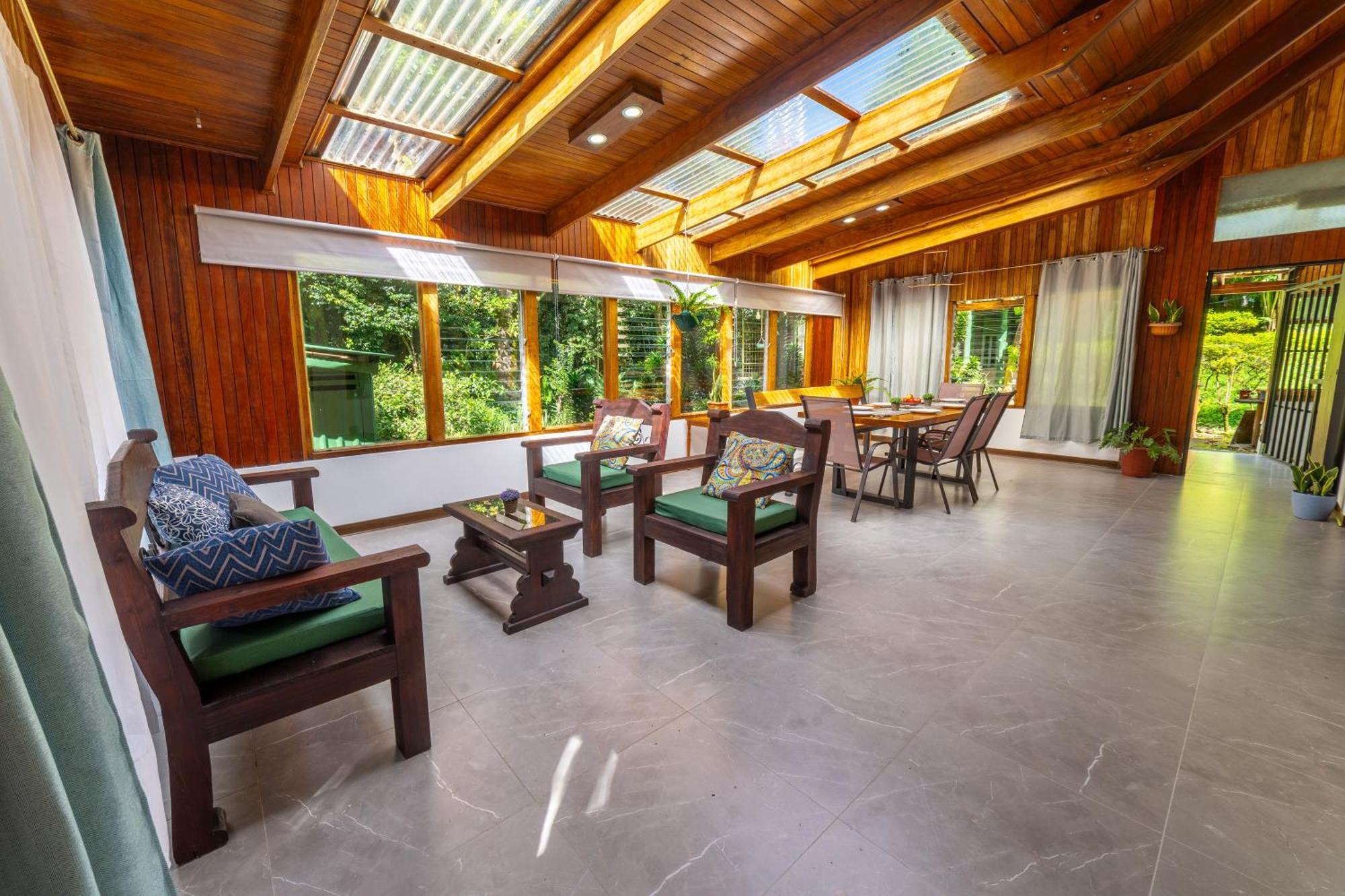 Casa Violeta Home Rentals Монте-Верде Экстерьер фото
